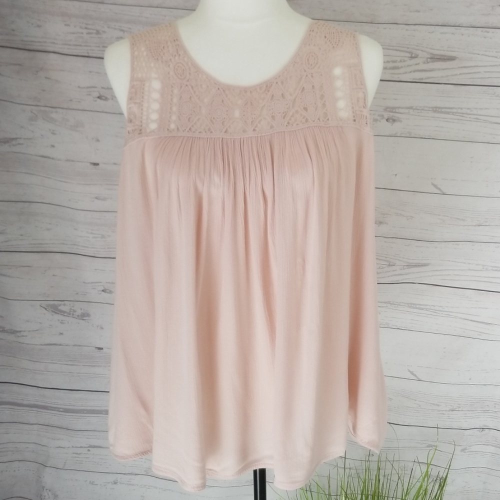 Mossimo pink lace camisol